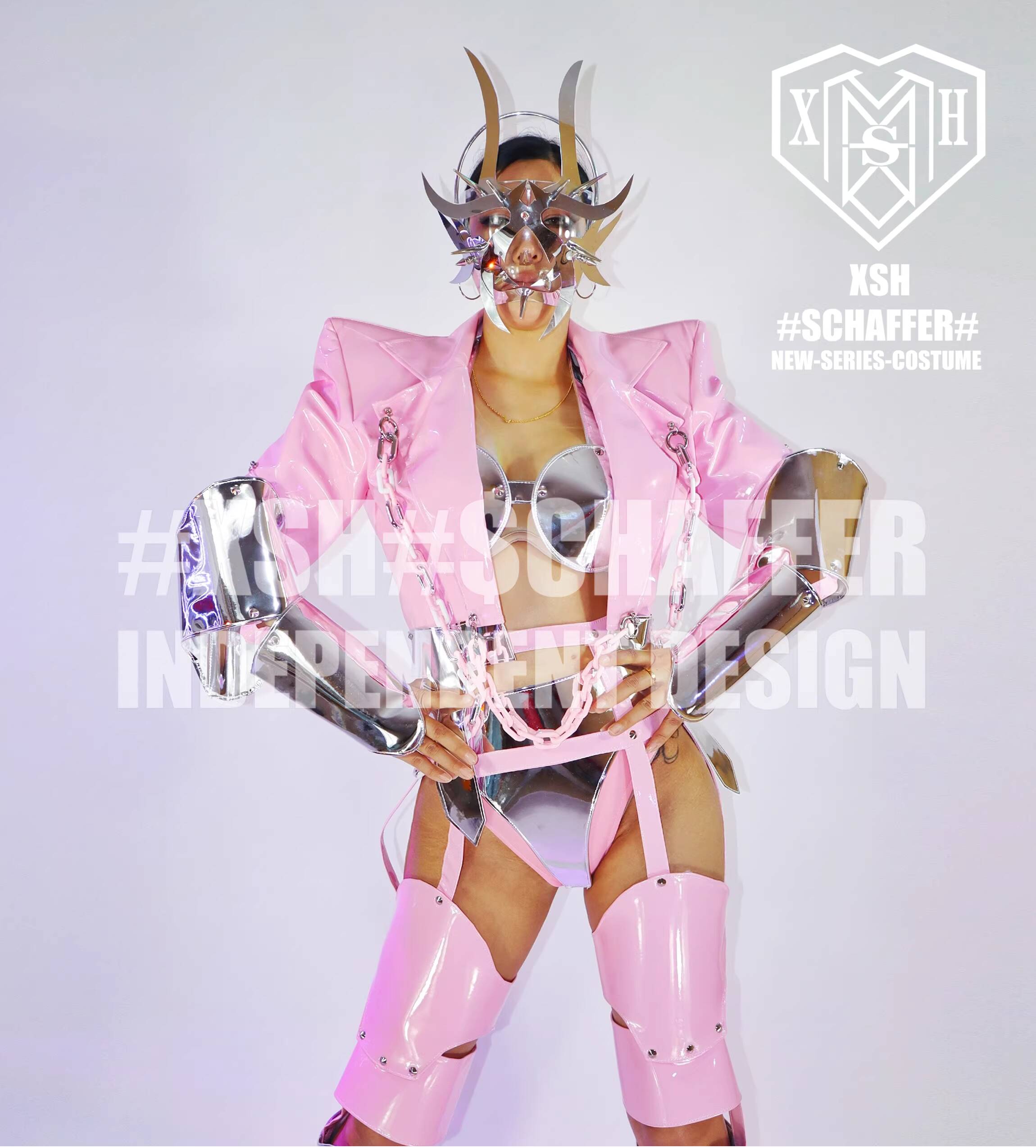 Halloween Nightclub Bar GOGO W - đánh giá và giá Tech Queen